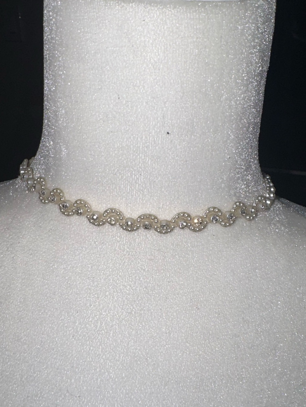 Delicate dainty Pearl Wave Choker Necklace Women Jewelry cream white rhinestone